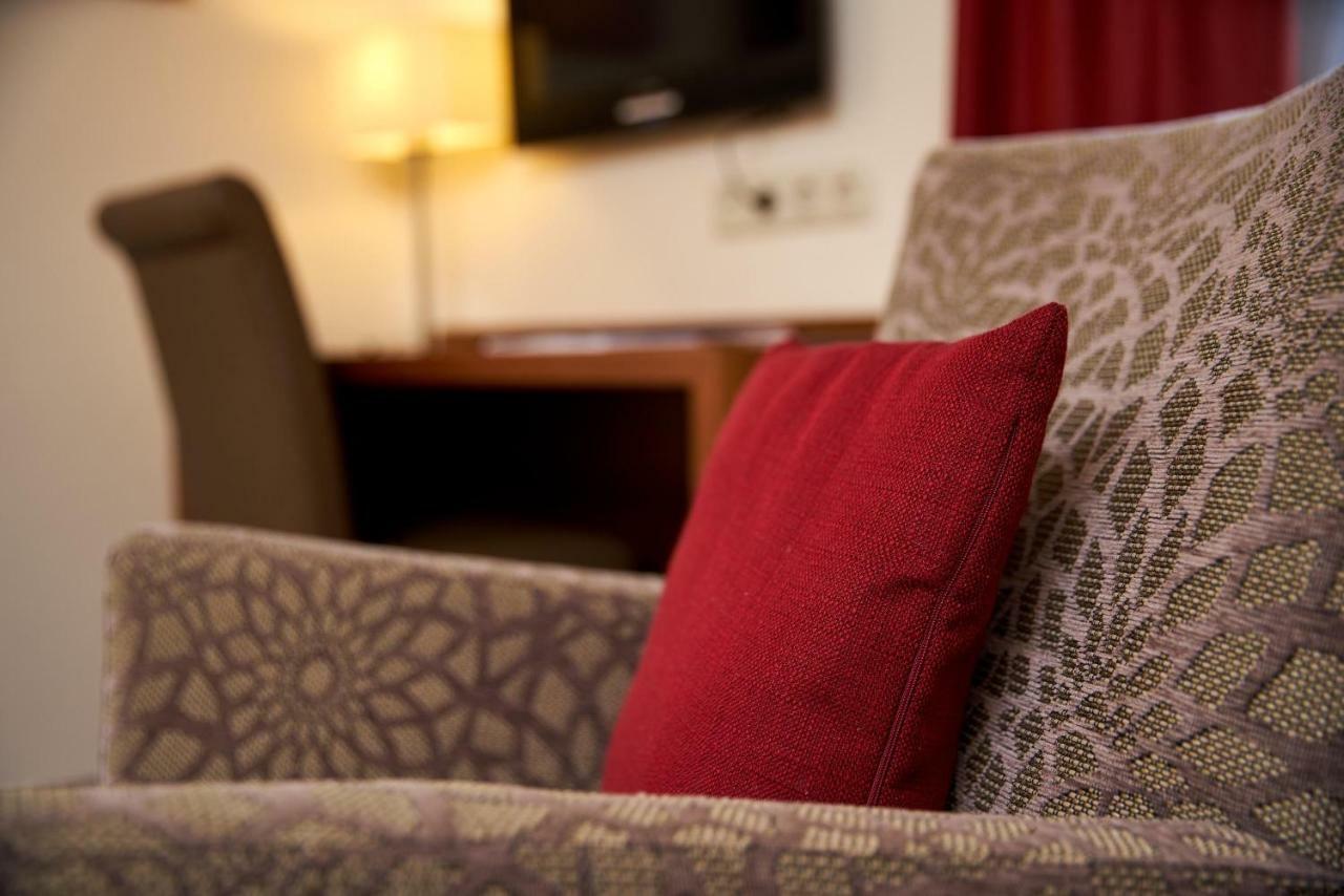 Landhotel Krolik Daun Extérieur photo